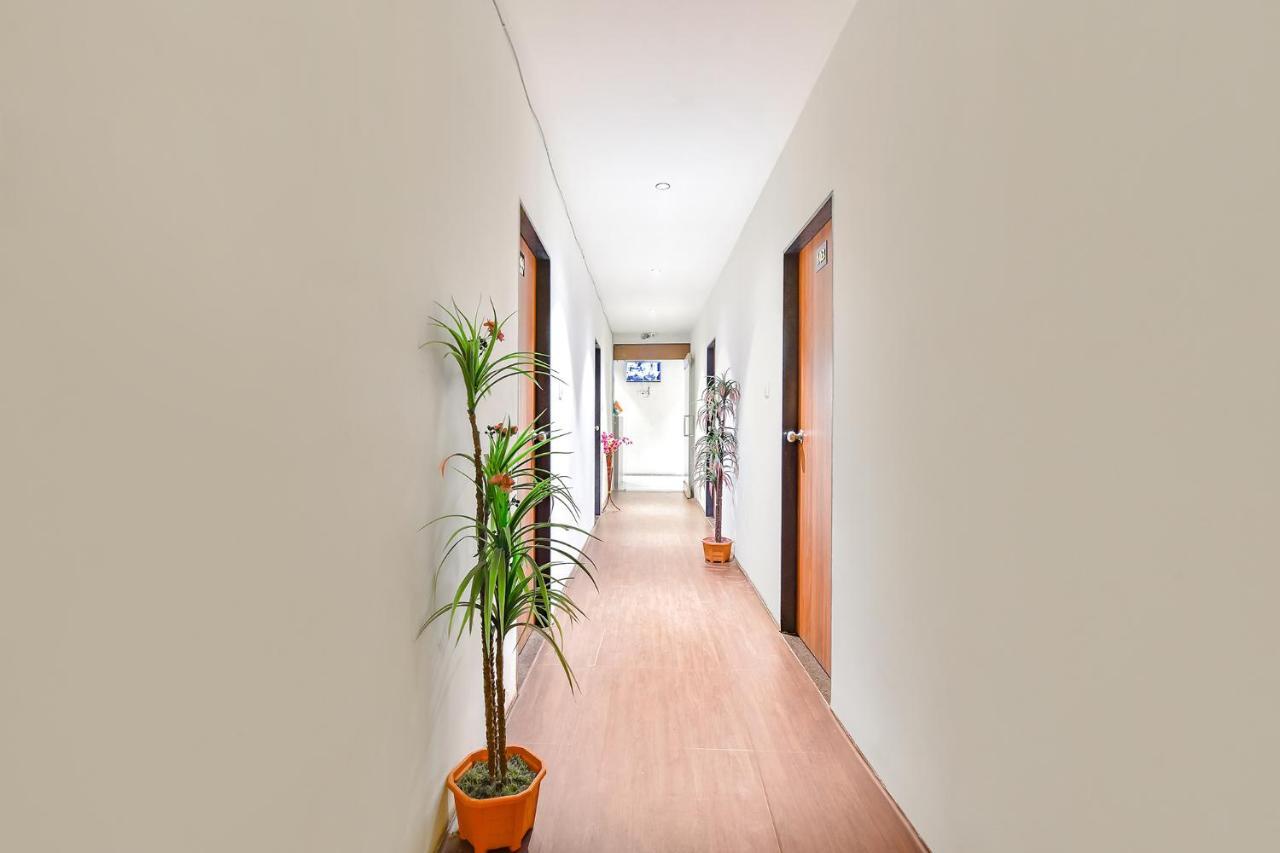 Fabhotel Nidhivan, Udhna Junction Сурат Екстериор снимка