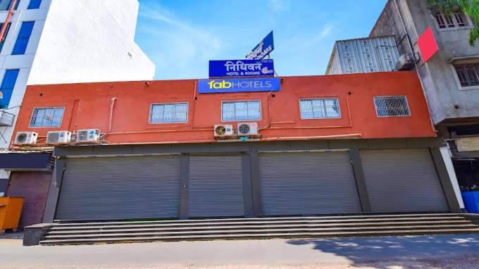 Fabhotel Nidhivan, Udhna Junction Сурат Екстериор снимка